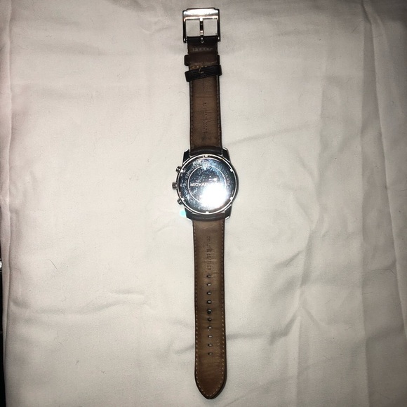 Michael Kors watch, chronograph style-leather band - Picture 5 of 8